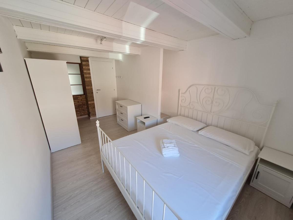 Apartamento Al Castello - Aeroporto Delle Marche - Ancona Falconara Marittima Exterior foto